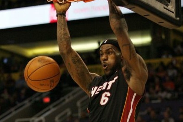 Video: Razigrani Orlando dominirao Spursima