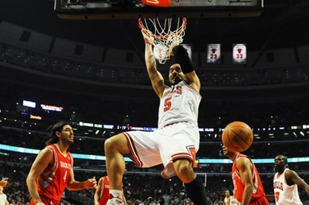 Bullsi u produžetku, preokret Hornetsa