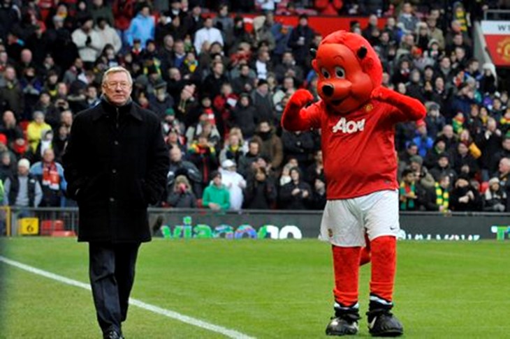 Barcelona u Madridu, PSG u Lyonu, erupcija emocija na oproštaju Sir Alexa od Old Trafforda
