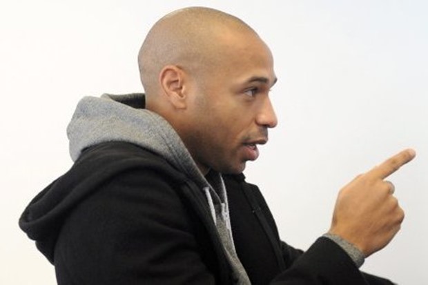 Henry se odriče bonusa