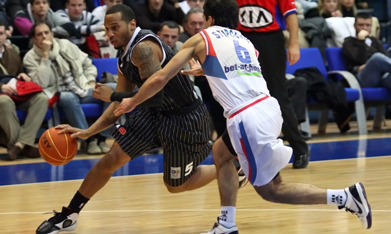 Efes i Bešiktaš pripreme otvorili pobjedama