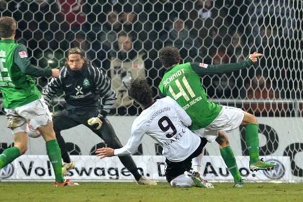 Kaiserslautern o Lakiću u siječnju