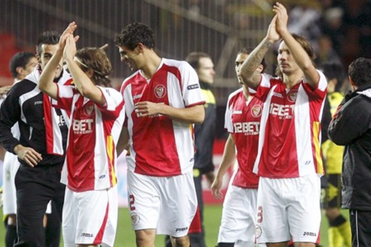 Kanoute donio tri boda Sevilli