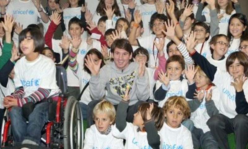 Messi bi Zlatnu loptu uručio suigračima