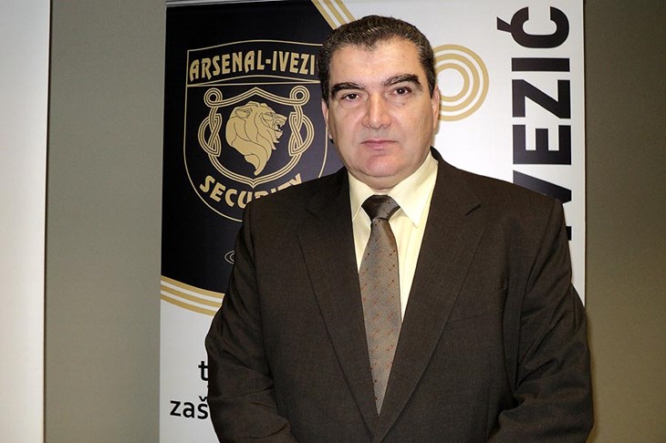 Ivezić: "Zaklali smo kravu za kilu mesa"