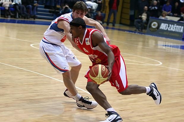 Cibona domaćin, Cedevita favorit