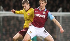 Arsenal se prošetao Upton Parkom