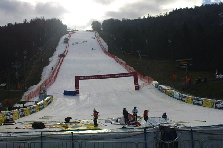Skijašice prebačene u Kranjsku Goru