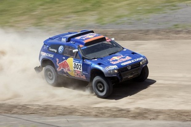 Al-Attiyah i VW zavladali relijem Dakar
