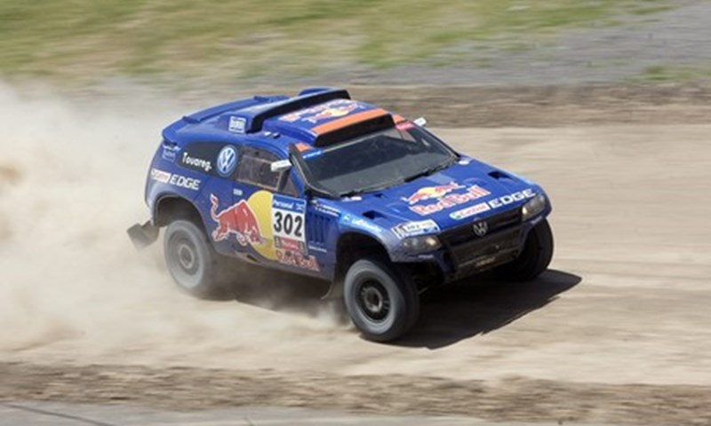 Al-Attiyah i VW zavladali relijem Dakar