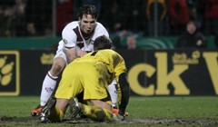 Video: Lakiću hat-trick u 11 minuta