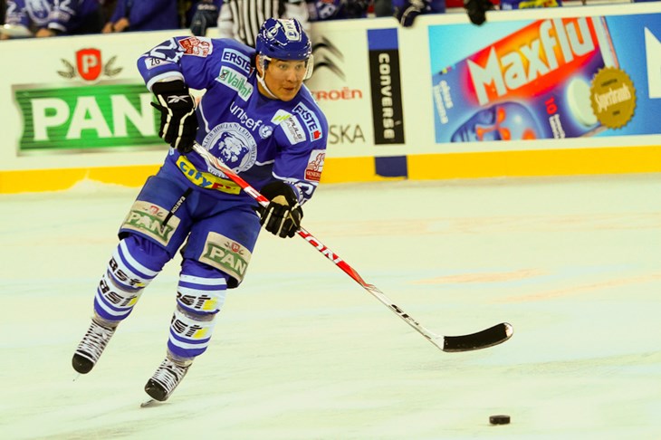 Medveščak novom "desetkom" do 2-0