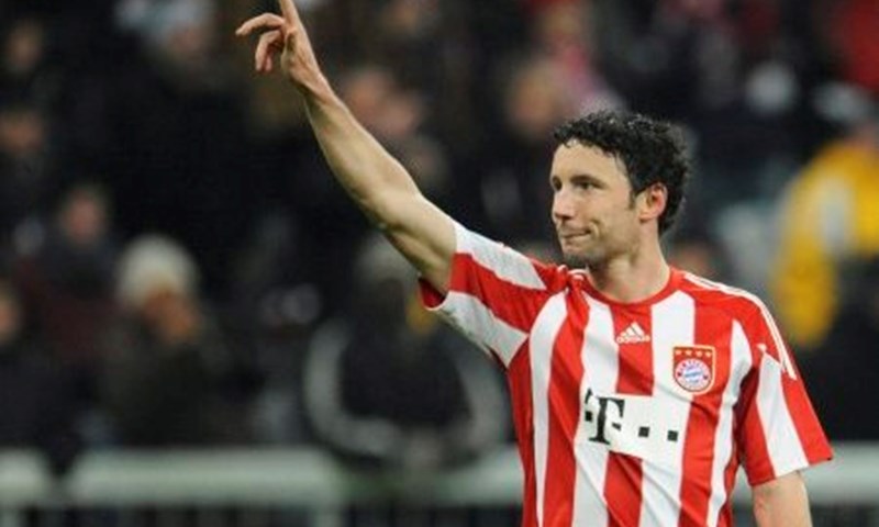 Milan doveo Van Bommela