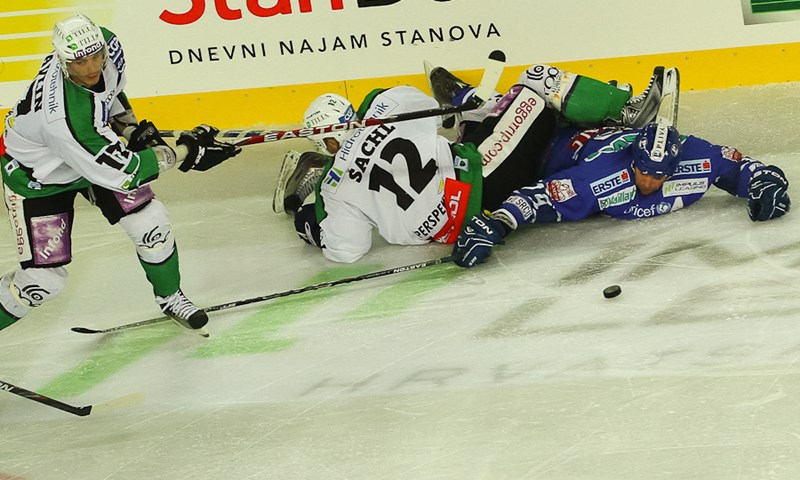 Tabor Olimpije ogorčen na suce u Areni