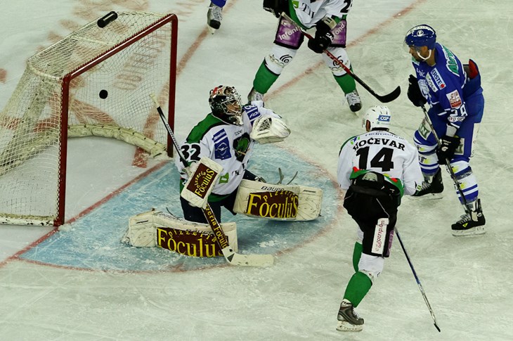 Olimpija prvi Medveščakov skalp u Areni!