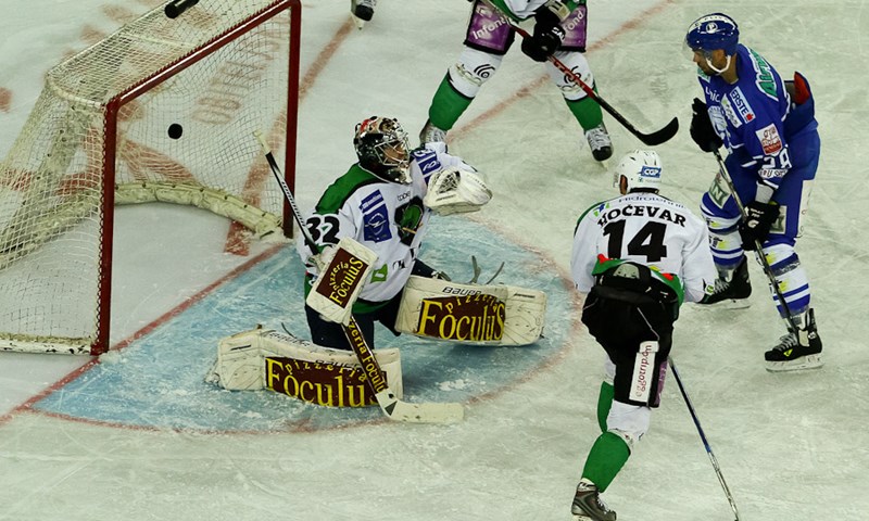 Olimpija prvi Medveščakov skalp u Areni!