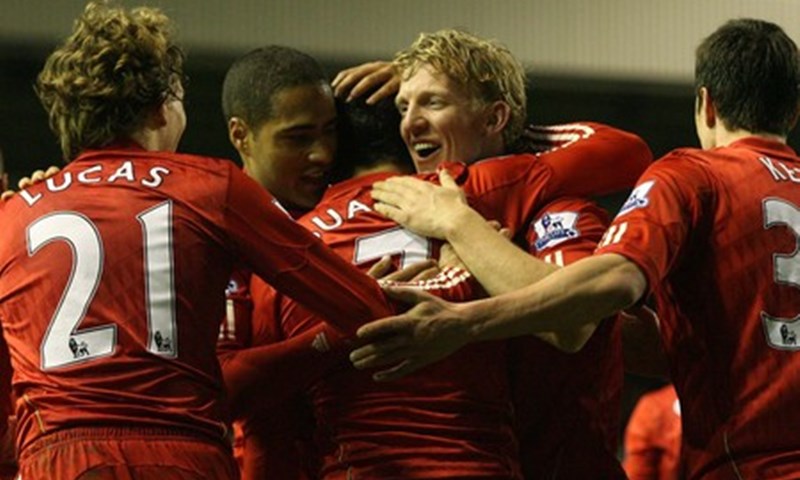 Petarda na Anfieldu, Spursima samo bod