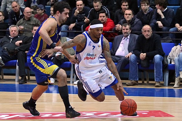 Razišli se Zadar i Chester Mason