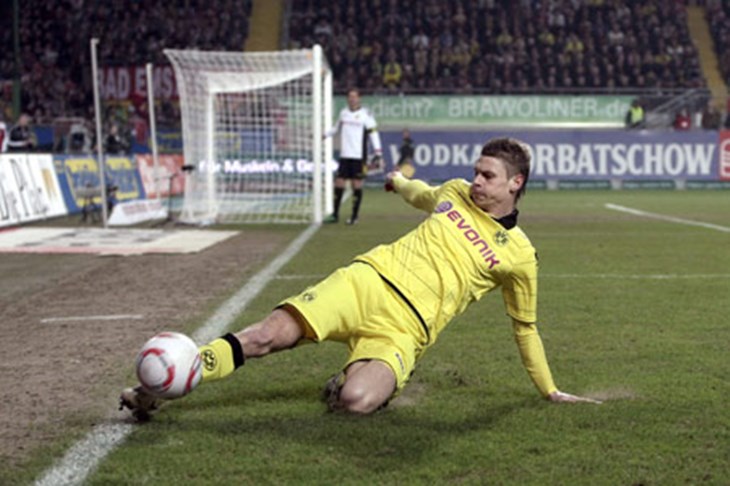 Borussia u nadoknadi ispustila pobjedu