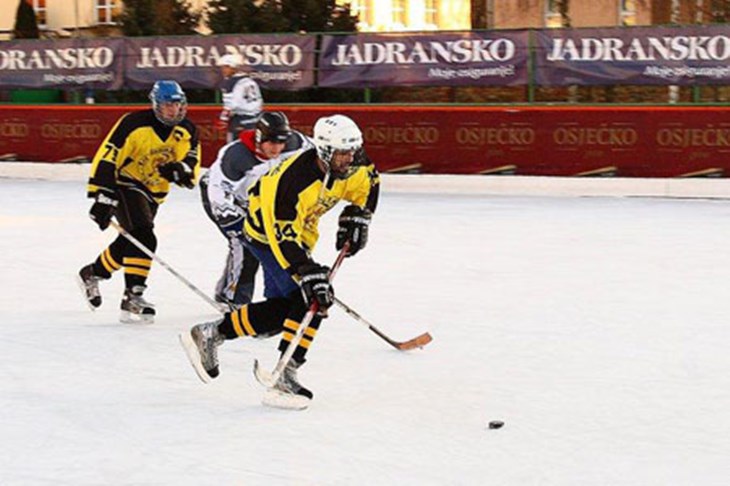 Osječki hokejaši love Zlatnu Kunu
