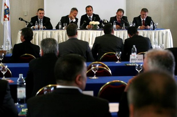 FIFA i UEFA ne priznaju Štimčev izbor