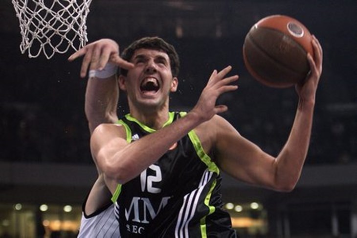 Nije PAO što je nekad bio