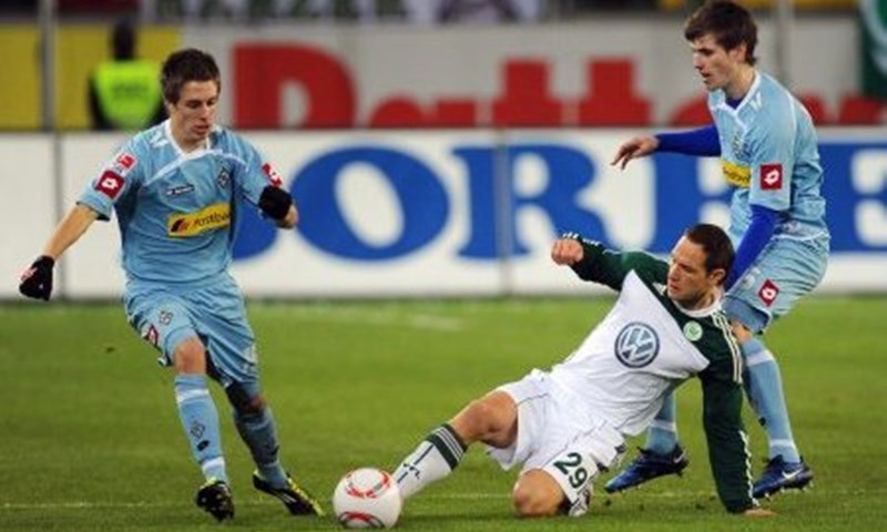 Wolfsburgu derbi začelja