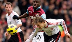 Video: Liverpool pao na Upton Parku