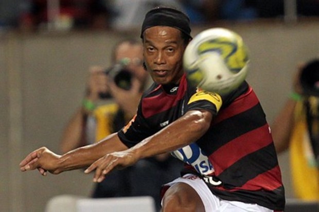 Menezes nije pozvao Ronaldinha i Robinha