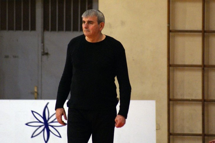 Promjena na klupi Jolly JBS-a