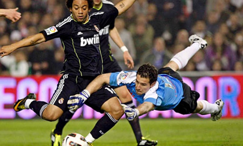 Sevilla poražena u Bilbau, Real rutinski