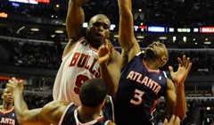 Boston poražen, Chicago stvara pritisak