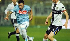 Napoli preokretom slavio u Parmi