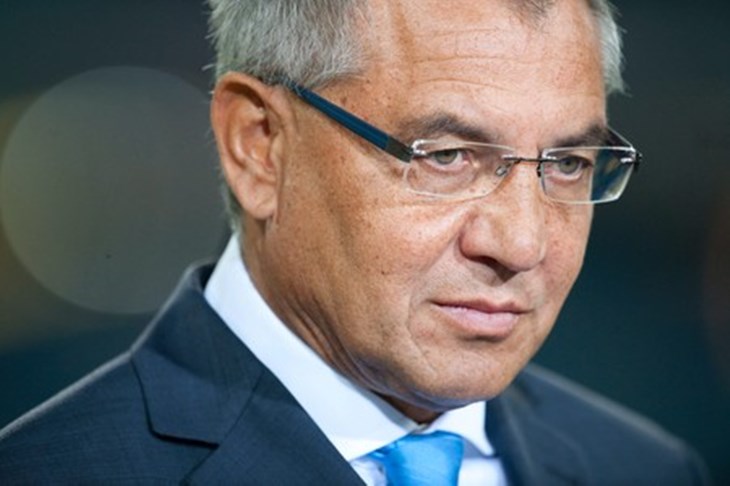 Felix Magath ostao bez posla