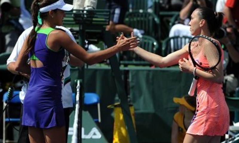 Ana dobila srpski dvoboj, Clijsters odustala