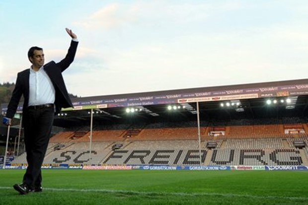 Trener Freiburga preuzima Bayer