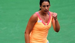 Clijsters i Zvonarjeva dalje