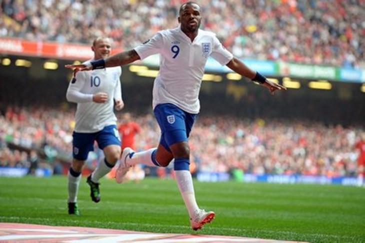 Video: Englezi pobjedom na čelo