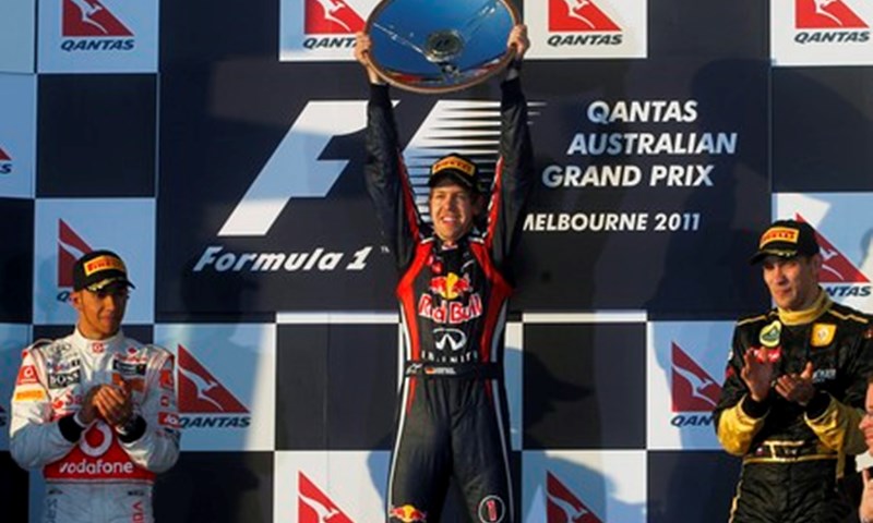 Vettel: "Ostajem čvrsto na zemlji"