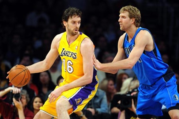 Lakersi poslali poruku Dallasu