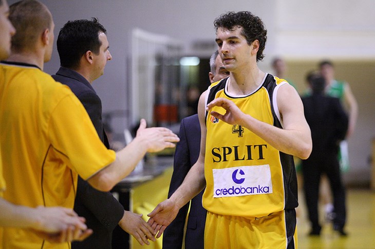 Subotić im ne Leži