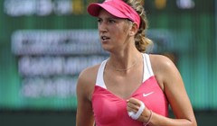 Azarenka ponovno do kraja