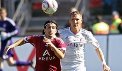 Bayern otpustio Van Gaala