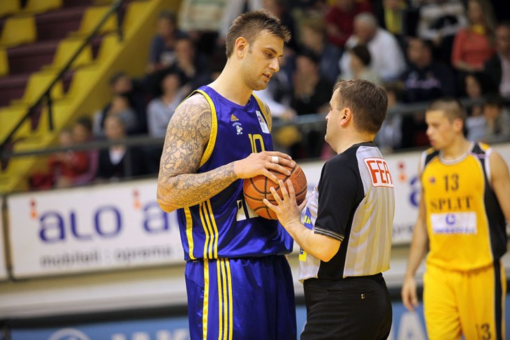 Kad centri prolupaju