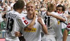 Video: Pričuva u zadnji čas za korak do spasa