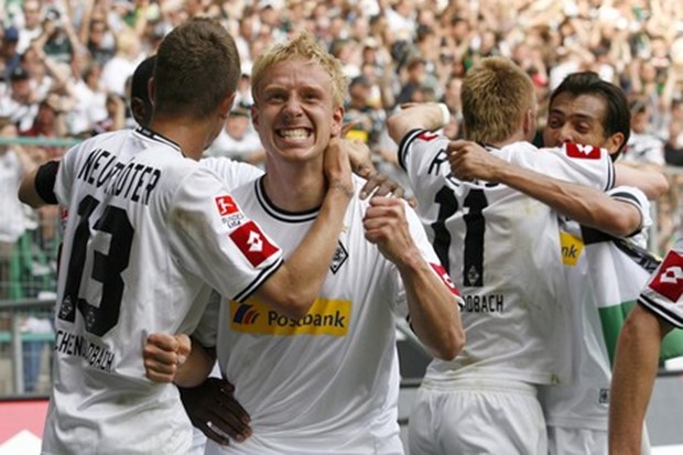 Video: Pričuva u zadnji čas za korak do spasa