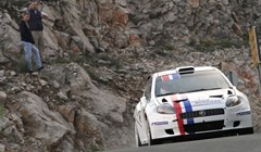 Rossetti očekivano u vodstvu