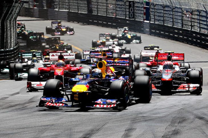 Vettel slavio u Monacu i povećao prednost