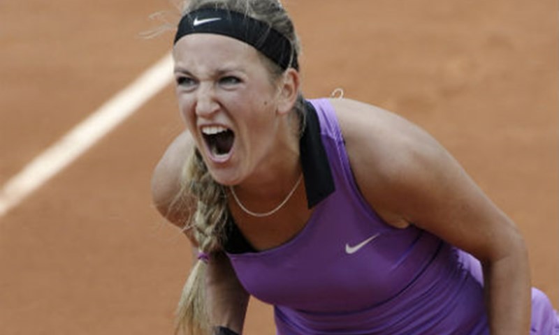 Azarenka maršira, borbena Šarapova