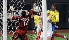 Grci remizirali s Ekvadorom